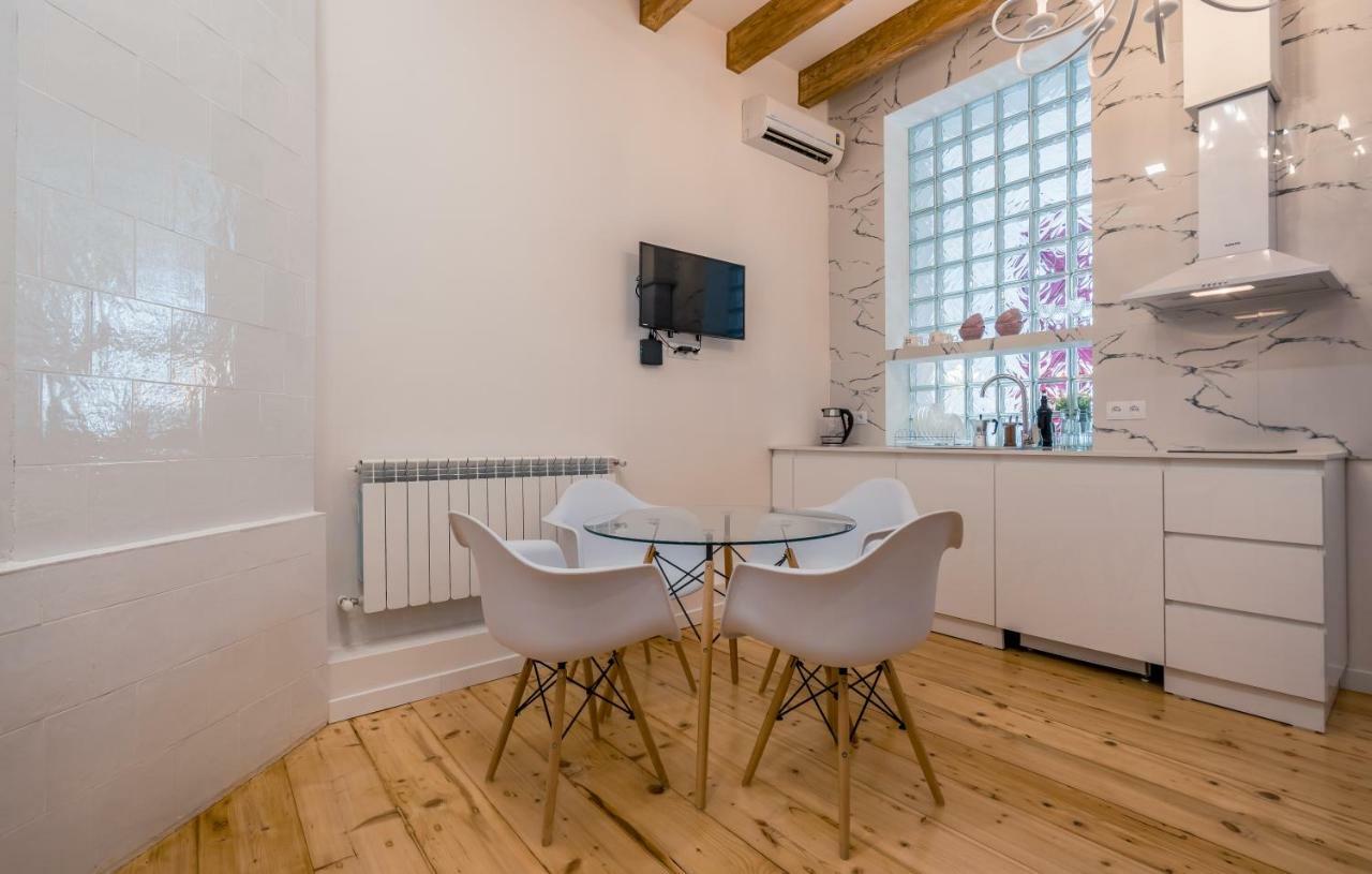 Irina'S Cozy Apartment #21 Tbilisi Exterior photo